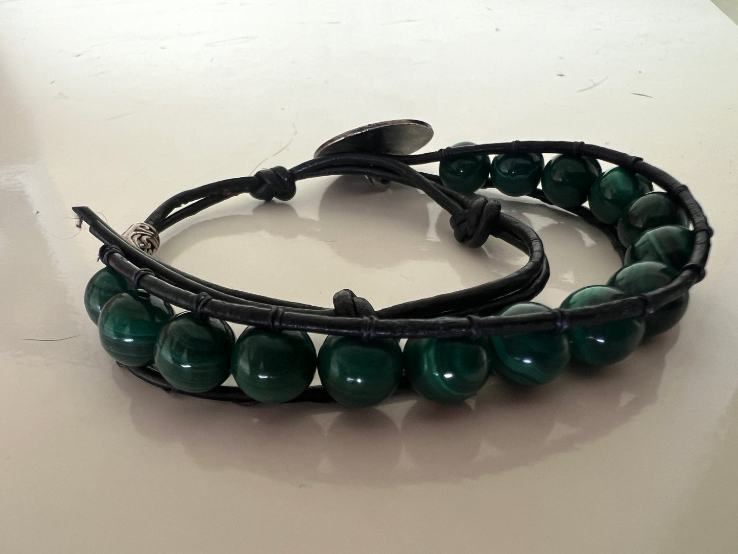 Malachite Leather Single Wrap with Earth Button (Protect you energy, mamage anger, safe travel, love) *Heart Chakra